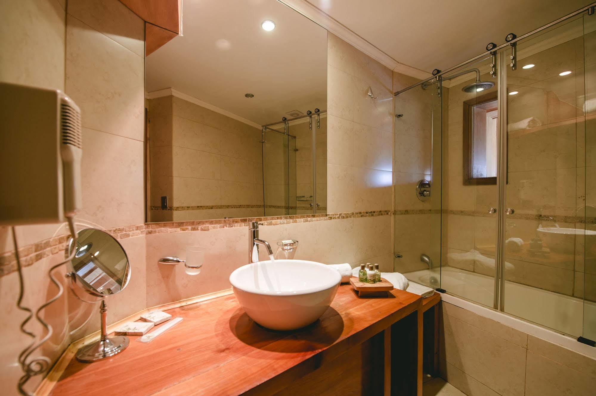 Huilo Huilo Nothofagus Hotel & Spa Puerto Fuy Luaran gambar