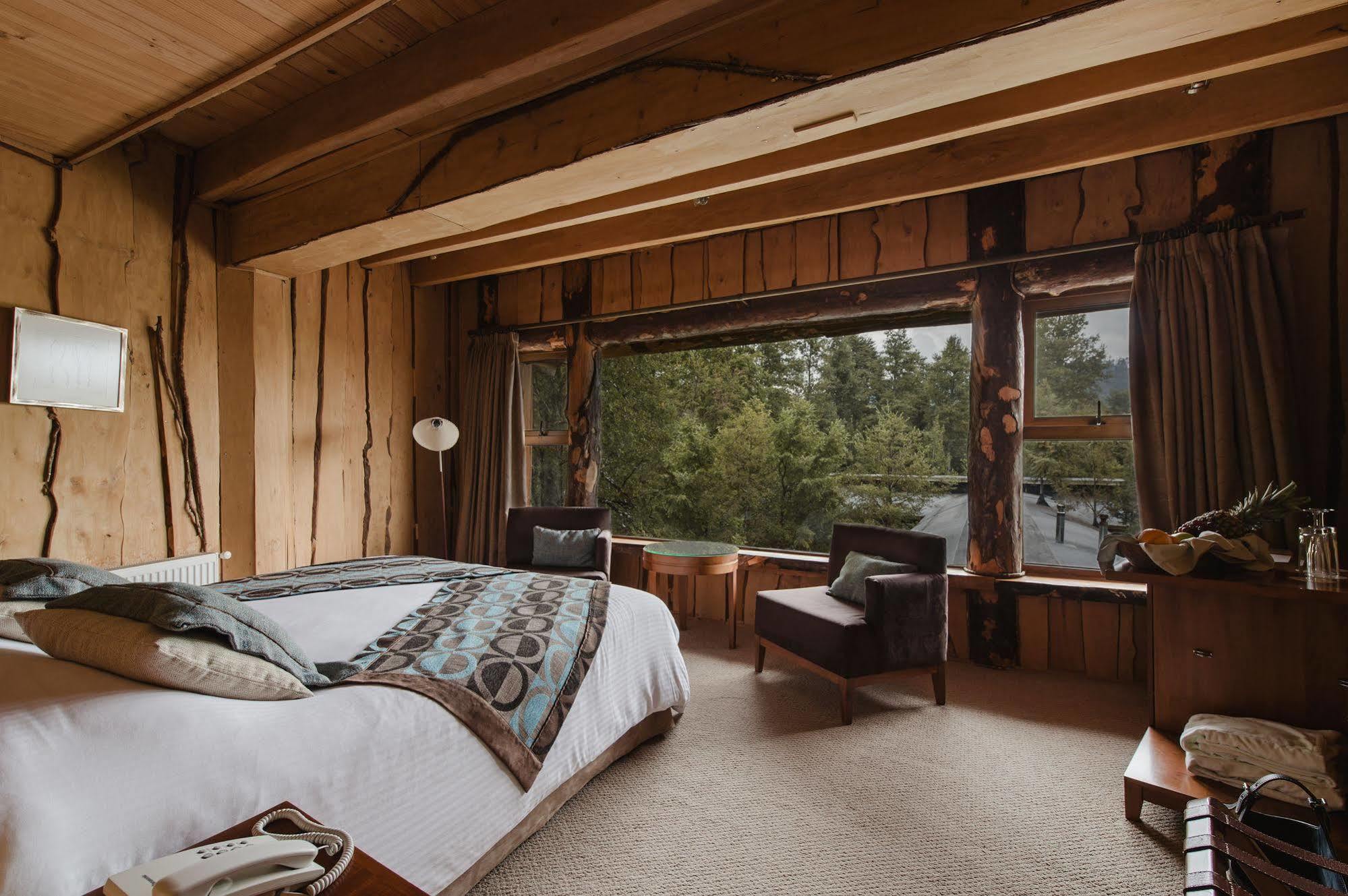 Huilo Huilo Nothofagus Hotel & Spa Puerto Fuy Luaran gambar