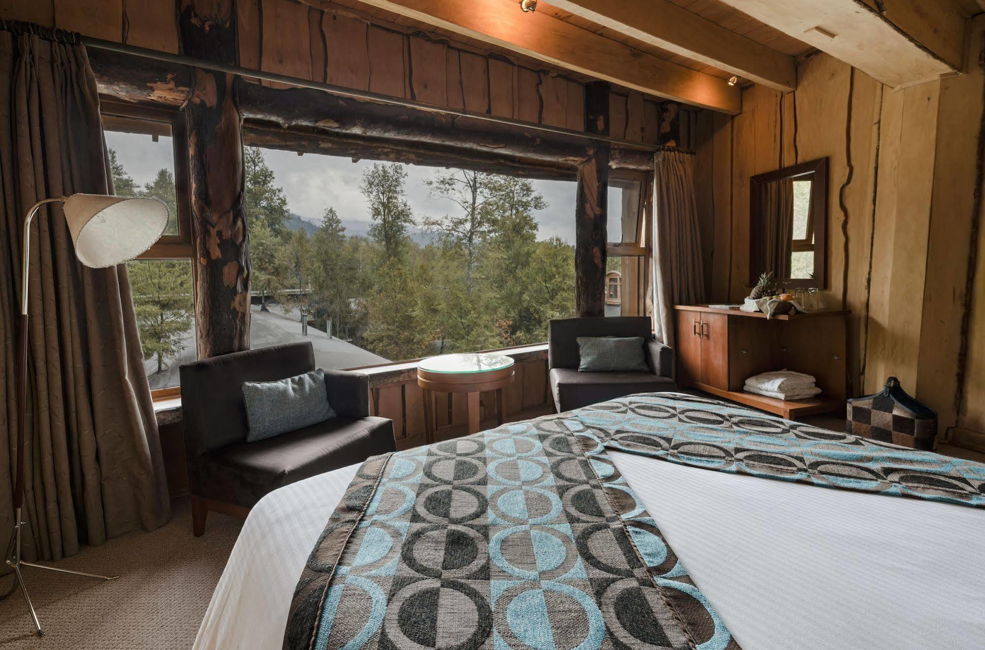 Huilo Huilo Nothofagus Hotel & Spa Puerto Fuy Luaran gambar