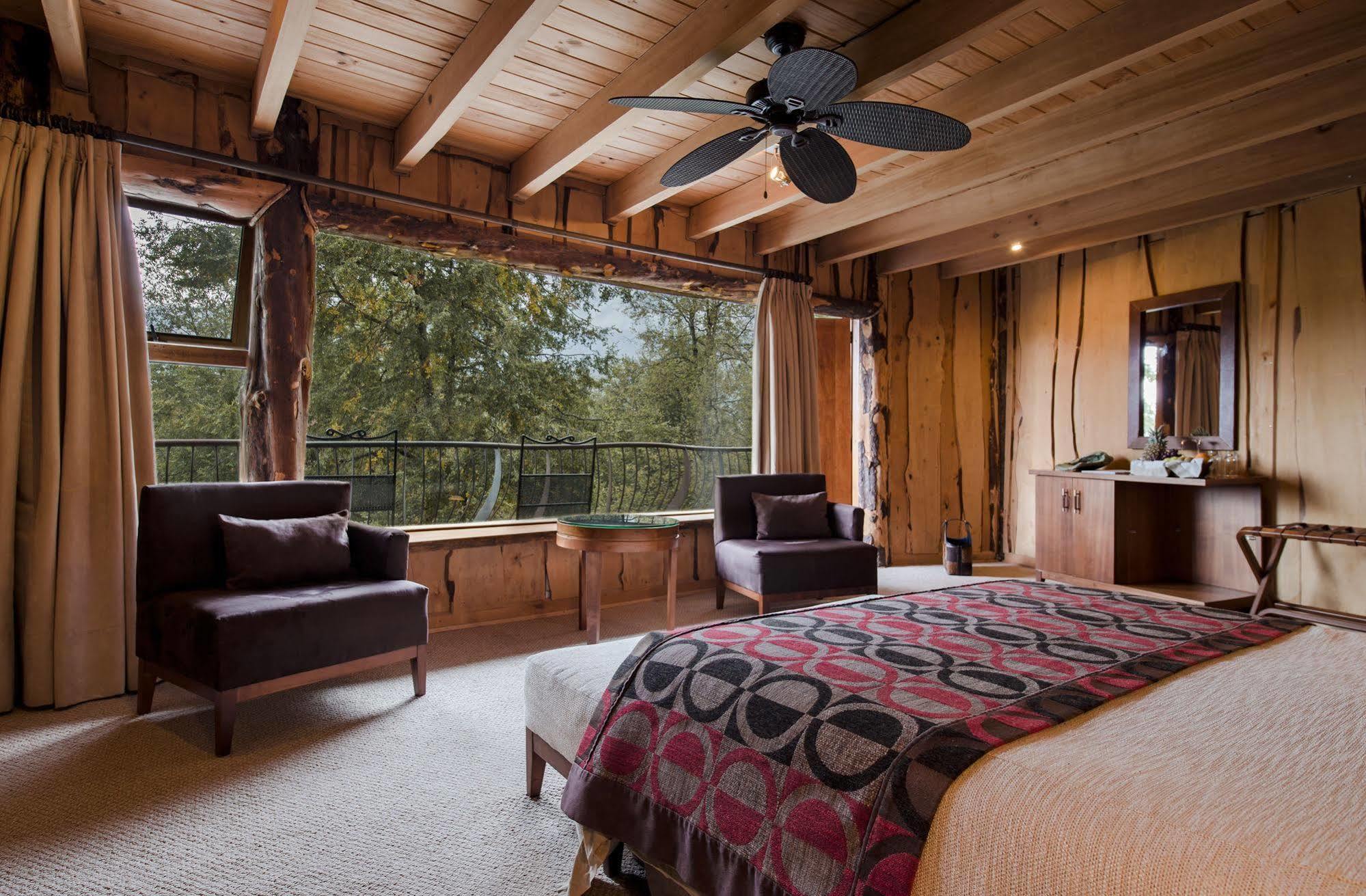 Huilo Huilo Nothofagus Hotel & Spa Puerto Fuy Luaran gambar